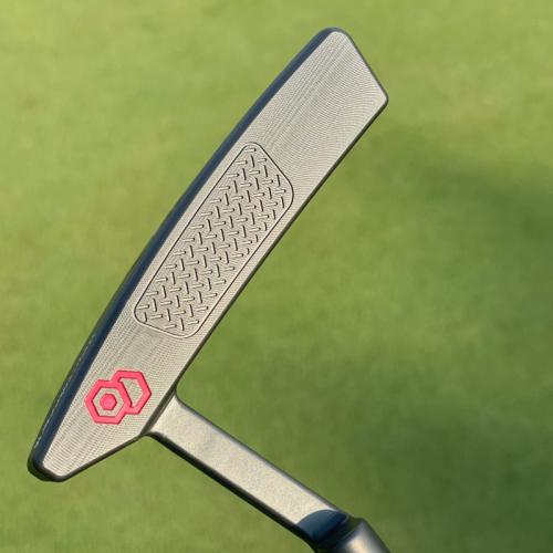 BURKE TOUR M08 牛年生肖纪念版 刀锋战士设计 限量版高尔夫推杆